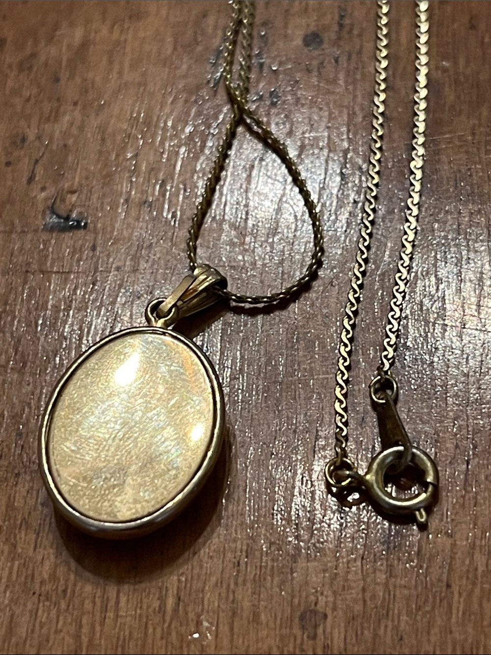 Vintage Gold Oval Black Gemstone Statement Pendant Chain Necklace - Picture 2 of 4